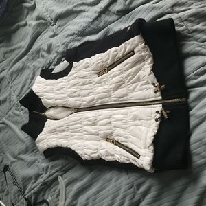 Calvin Klein white and black best size XS